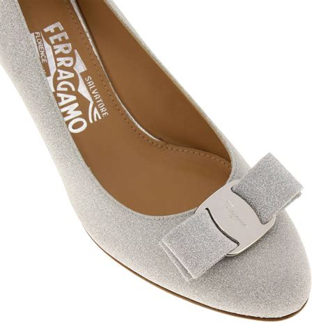 ferragamo women's shoes outlet